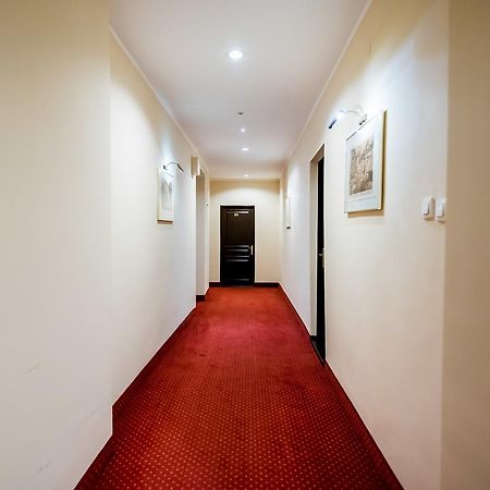 Hotel Piast Slupsk Bagian luar foto